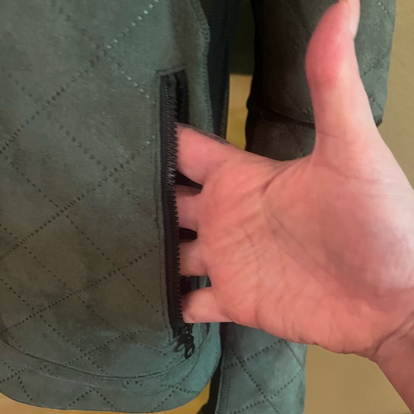 NWOT Moto Style Activewear Jacket, Mesh Cutouts, Size L - Picture 9 of 11